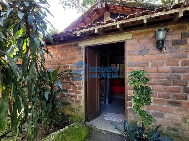 Sítio 3 quartos e 7 banheiros, à venda, no bairro Espraiado (Ponta Negra) em Maricá