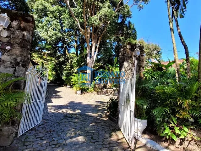 Sítio 3 quartos e 7 banheiros, à venda, no bairro Espraiado (Ponta Negra) em Maricá