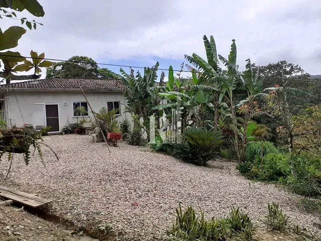 Sítio 3 quartos e 2 banheiros, à venda, no bairro Timbé em Tijucas