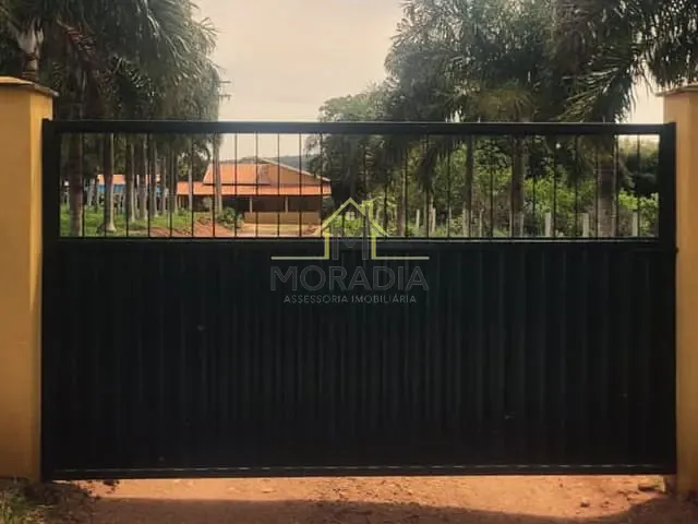 Sítio com 315000m² 4 quartos e 4 banheiros, à venda, no bairro Zona Rural em Arceburgo