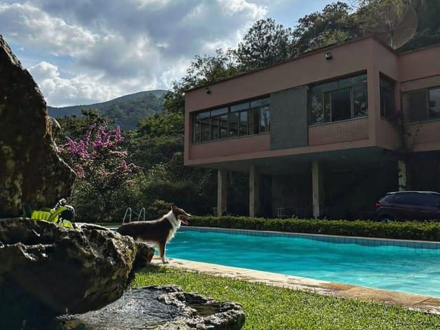 Sítio com 24000m², à venda, no bairro Itaipava em Petrópolis