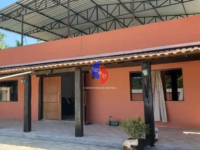 Sítio com 2400m² 4 quartos e 2 banheiros, à venda, no bairro Citrolândia em Guapimirim