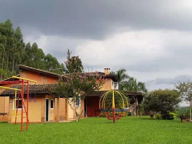 Sítio com 35000m² 3 quartos e 2 banheiros, à venda, no bairro Areia Branca em Morungaba
