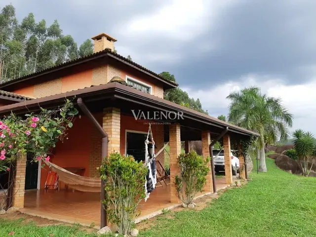 Sítio com 35000m² 3 quartos e 2 banheiros, à venda, no bairro Areia Branca em Morungaba