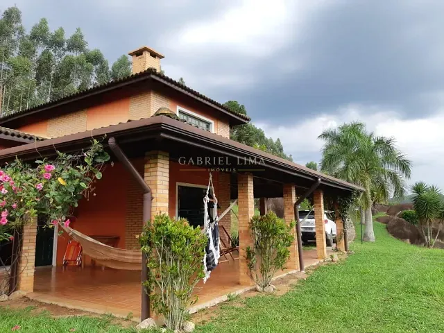 Sítio com 35000m² 3 quartos e 2 banheiros, à venda, no bairro Areia Branca em Morungaba