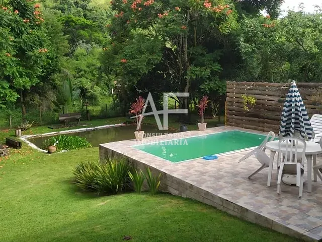 Sítio com 23000m² 3 quartos e 3 banheiros, à venda, no bairro Granjas Rurais Reunidas São Judas Tadeu em Taubaté