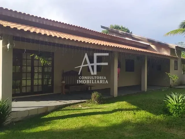 Sítio com 23000m² 3 quartos e 3 banheiros, à venda, no bairro Granjas Rurais Reunidas São Judas Tadeu em Taubaté