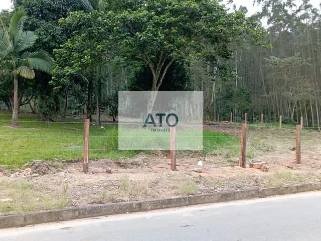 Terreno com 16m², à venda, no bairro Timbé em Tijucas
