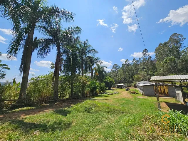 Sítio com 53802m² 4 quartos e 5 banheiros, à venda, no bairro Conselheiro Paulino em Nova Friburgo