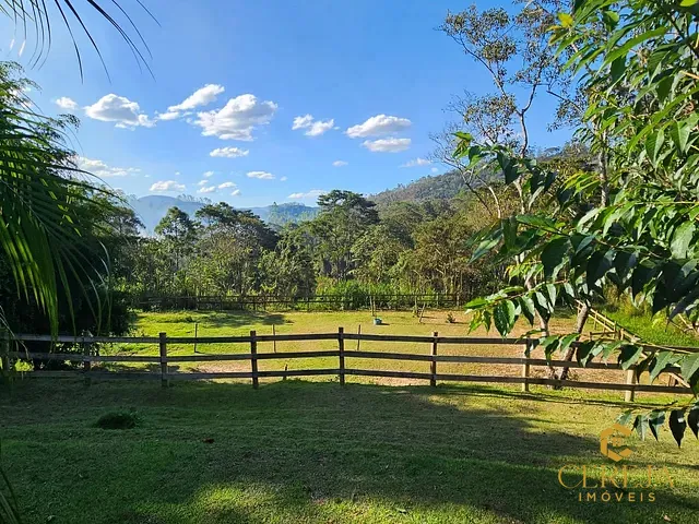 Sítio com 53802m² 4 quartos e 5 banheiros, à venda, no bairro Conselheiro Paulino em Nova Friburgo