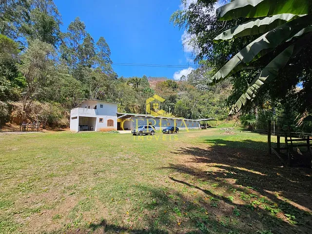 Sítio com 53802m² 4 quartos e 5 banheiros, à venda, no bairro Conselheiro Paulino em Nova Friburgo