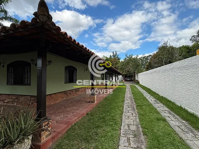 Sítio com 1000m² 3 quartos e 3 banheiros, à venda, no bairro Retiro em Itaboraí