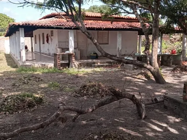 Sítio com 250m² 3 quartos e 2 banheiros, à venda, no bairro Centro em José De Freitas