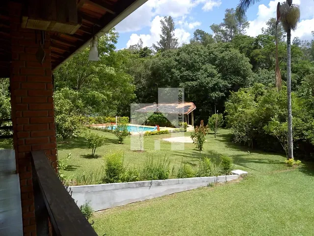 Sítio com 24000m² 7 quartos e 6 banheiros, à venda, no bairro Pau Arcado em Campo Limpo Paulista