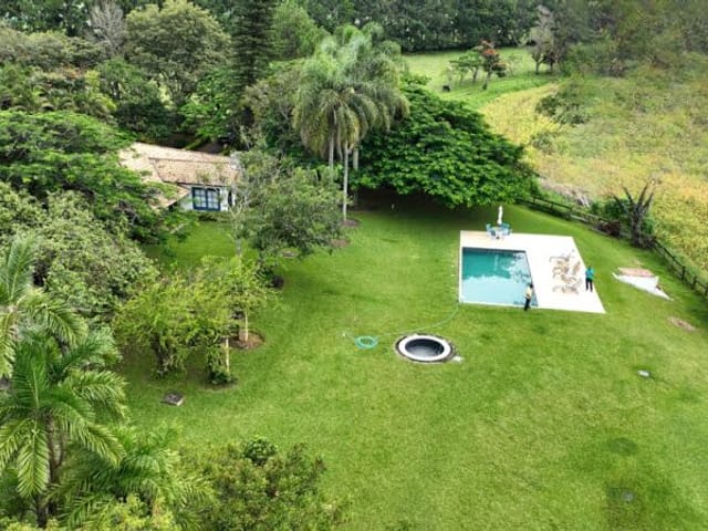 Sítio com 266200m² 6 quartos e 2 banheiros, à venda, no bairro Guarapó em Tatuí
