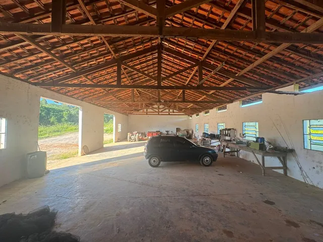Sítio com 125000m² 8 quartos e 6 banheiros, à venda, no bairro Capão Redondo em Salto de Pirapora