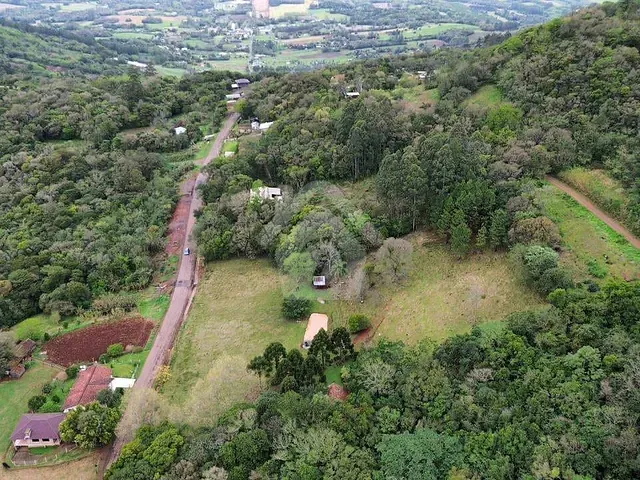 Sítio com 5484m², à venda, no bairro Linha Harmonia em Teutônia