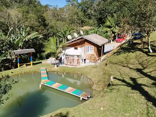 Sítio com 3000m² 1 quarto e 1 banheiro, à venda, no bairro Rio do Meio em Anitápolis