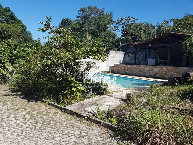 Sítio com 5094m² 3 quartos e 2 banheiros, à venda, no bairro Vila Progresso em Niterói