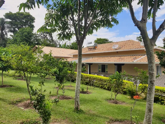 Sítio com 1900m² 4 quartos e 2 banheiros, à venda, no bairro Jardim das Oliveiras (Melo Viana) em Esmeraldas