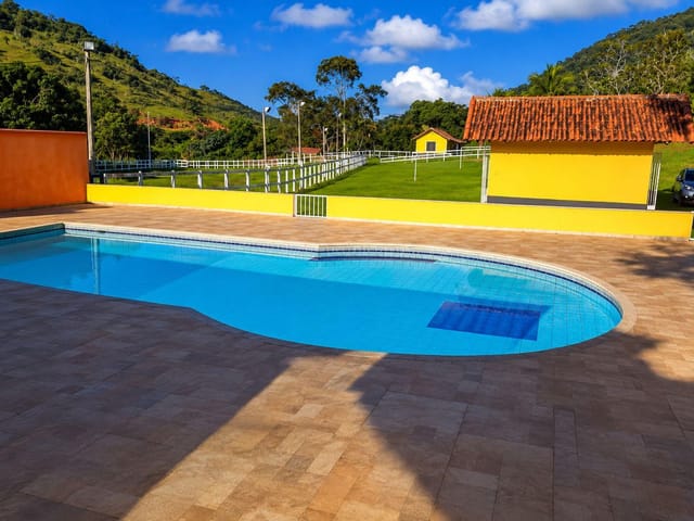 Sítio com 48000m², à venda, no bairro Paraíba do sul em Paraíba do Sul