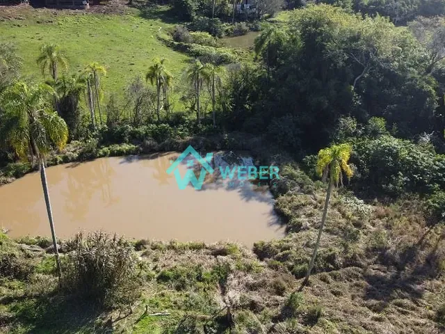Sítio com 60000m² 4 quartos e 4 banheiros, à venda, no bairro Travessão em Dois Irmãos