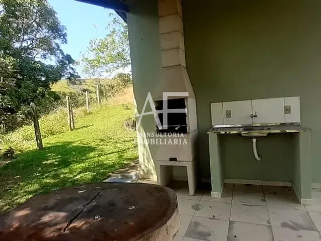 Sítio com 10000m² 2 quartos e 1 banheiro, para alugar, no bairro Jardim Julieta em Taubaté