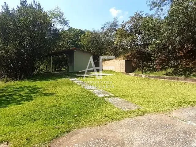 Sítio com 10000m² 2 quartos e 1 banheiro, para alugar, no bairro Jardim Julieta em Taubaté