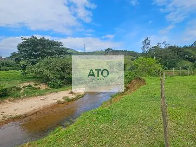 Sítio à venda, no bairro campo novo em Tijucas