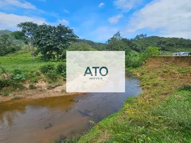 Sítio à venda, no bairro campo novo em Tijucas