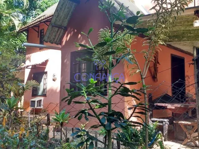 Sítio com 10000m² 2 quartos e 2 banheiros, à venda, no bairro Guaratiba em Rio de Janeiro