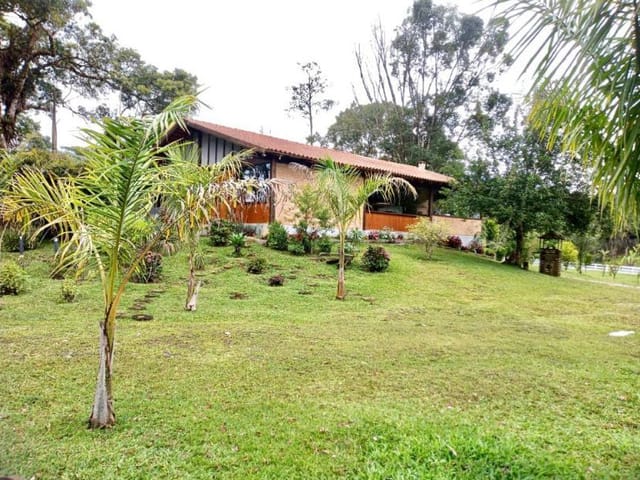 Foto do Sítio - Sítio com 4 dormitórios, 50 m² - venda por R$ 1.100.000,00 ou aluguel por R$ 1.000,00/dia - Pouso Alto - Natividade da Serra/SP | INDEPENDENCE NEGOCIOS IMOBILIARIOS LTDA
