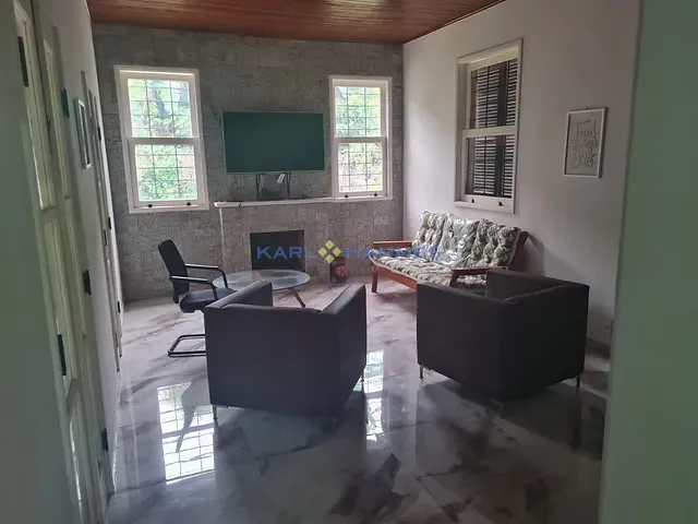 Sítio com 18000m² 6 quartos e 4 banheiros, à venda, no bairro Posse em Petrópolis