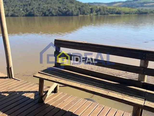 Sítio com 120m² 2 quartos e 2 banheiros, à venda, no bairro Área Rural de Concórdia em Concórdia