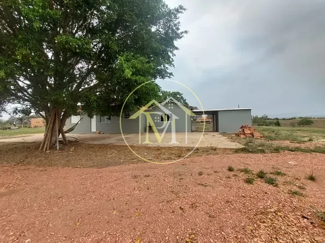 Sítio com 48400m² 2 quartos e 1 banheiro, à venda, no bairro Porangaba em Porangaba