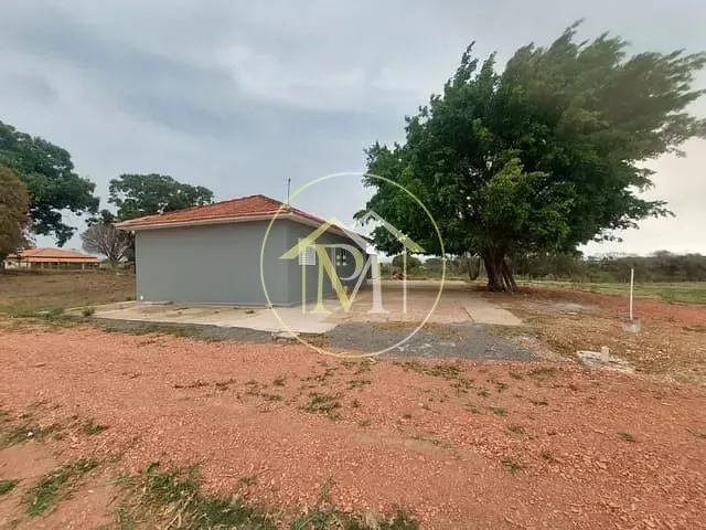 Sítio com 48400m² 2 quartos e 1 banheiro, à venda, no bairro Porangaba em Porangaba
