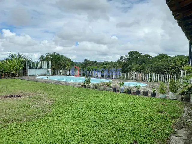 Sítio com 10000m² 2 quartos e 2 banheiros, à venda, no bairro Salobrinho em Ilhéus