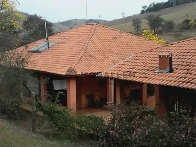 Sítio com 193600m² 3 quartos e 1 banheiro, à venda, no bairro Barra Mansa em Pedralva