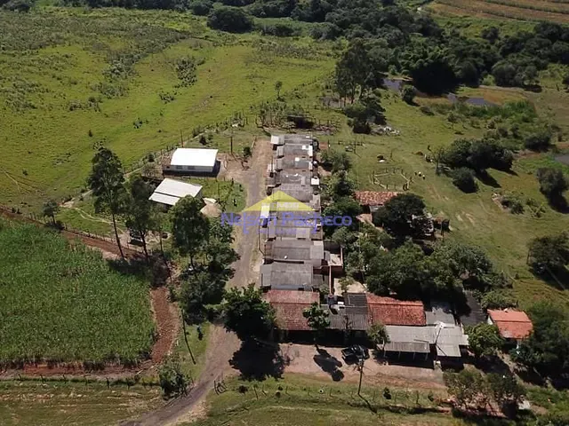 Sítio com 36200m², à venda, no bairro Caraça em Capivari