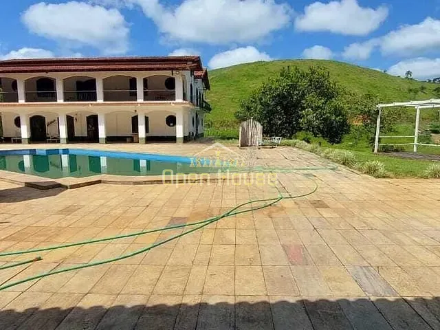 Sítio 4 quartos e 5 banheiros, à venda, no bairro Arrozal em Piraí