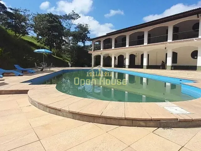 Sítio 4 quartos e 5 banheiros, à venda, no bairro Arrozal em Piraí