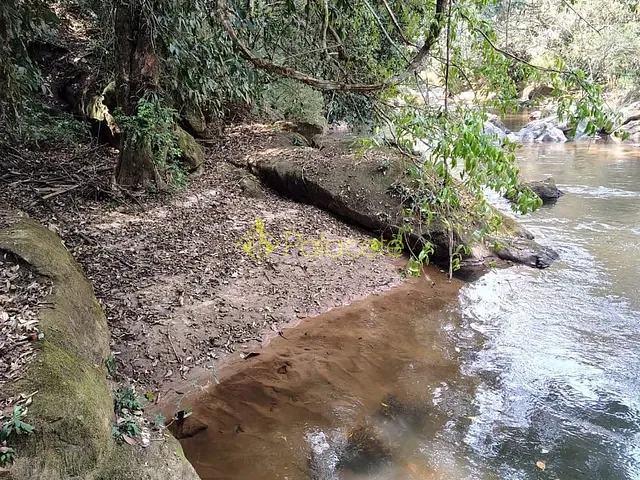Sítio com 85000m² 1 quarto e 2 banheiros, à venda, no bairro Morangal em Virgínia