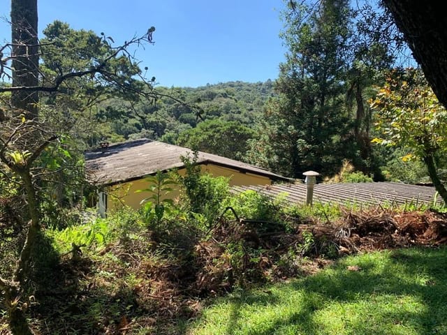 Sítio com 30831m² 3 quartos e 3 banheiros, à venda, no bairro Jardim Monte Verde (Caucaia do Alto) em Cotia