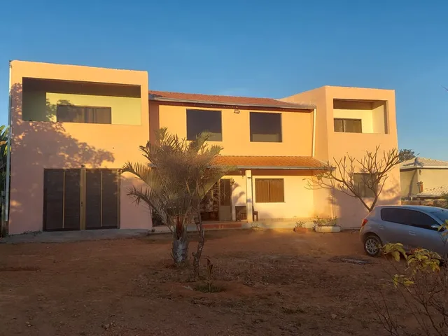 Sítio com 2560m² 6 quartos e 5 banheiros, à venda, no bairro Centro em Jaboticatubas