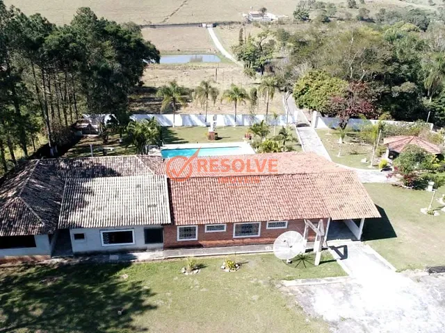 Sítio com 229000m² 4 quartos e 5 banheiros, à venda, no bairro Parque Agrinco em Guararema