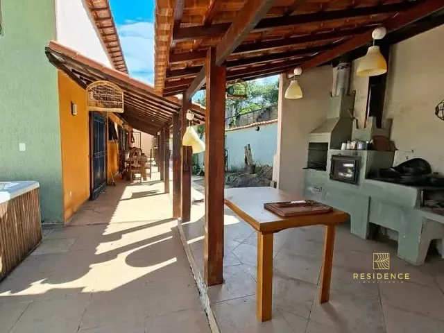 Sítio com 15000m² 5 quartos e 4 banheiros, à venda, no bairro Pinheiral em Pinheiral