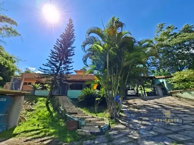 Sítio com 15000m² 5 quartos e 4 banheiros, à venda, no bairro Pinheiral em Pinheiral