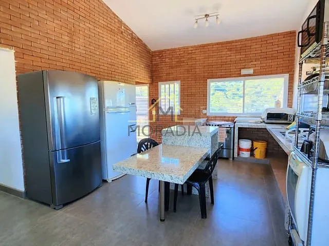 Sítio com 457000m² 3 quartos e 2 banheiros, à venda, no bairro Zona Rural em Capitólio