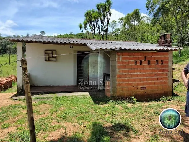Sítio com 121000m² 2 quartos e 1 banheiro, à venda, no bairro Vila Elvio em Piedade