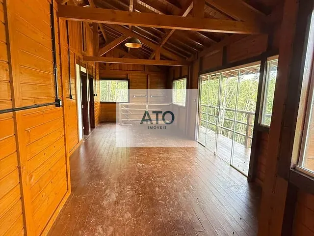 Sítio com 10000m² 3 quartos e 2 banheiros, à venda, no bairro TERRA NOVA em Tijucas